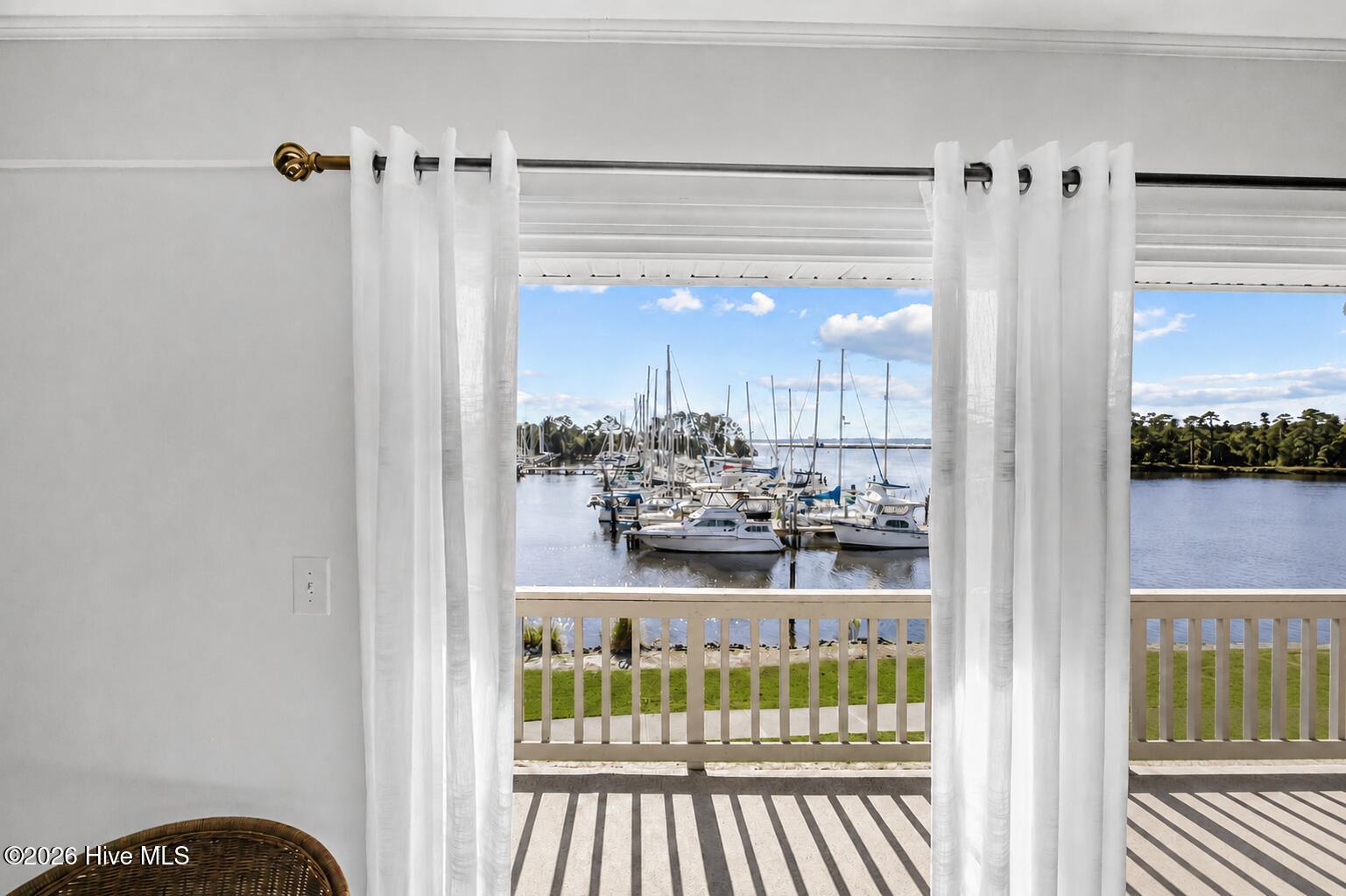 2213 Harbourside Drive New Bern, NC 28560 - Photo 10 of 44