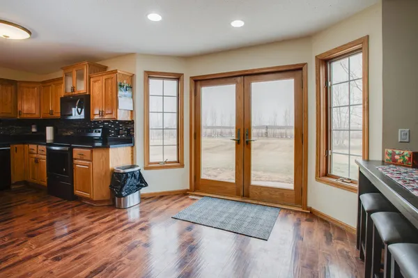 $625,000 | 10801 72nd Street South, Horace, ND 58047