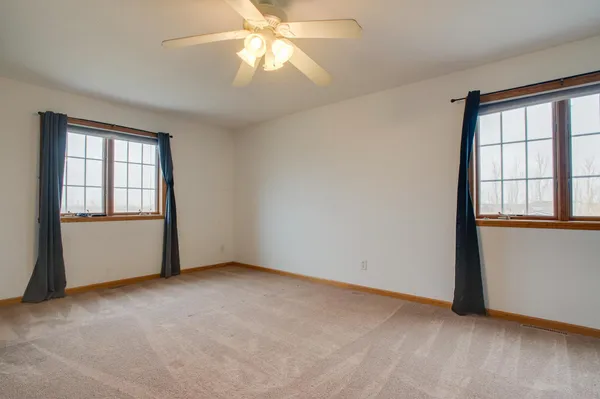 $625,000 | 10801 72nd Street South, Horace, ND 58047