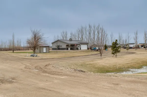 $625,000 | 10801 72nd Street South, Horace, ND 58047