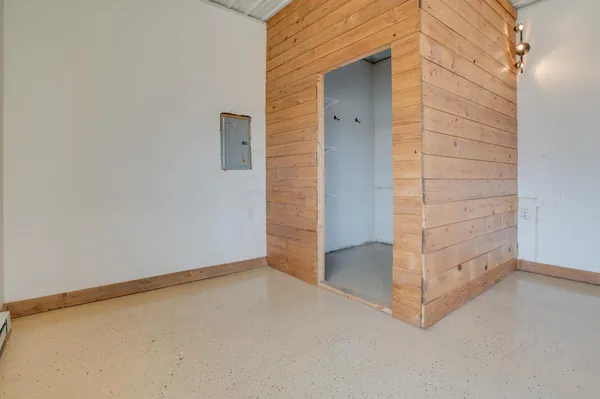 $625,000 | 10801 72nd Street South, Horace, ND 58047