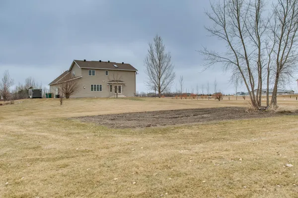 $625,000 | 10801 72nd Street South, Horace, ND 58047