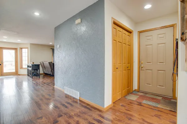 $625,000 | 10801 72nd Street South, Horace, ND 58047