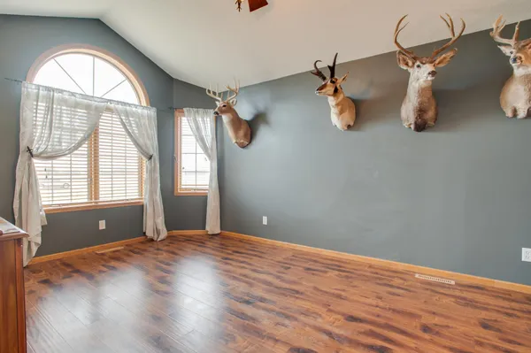 $625,000 | 10801 72nd Street South, Horace, ND 58047