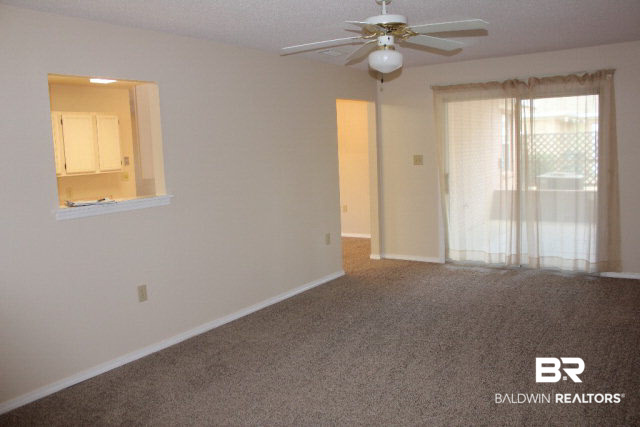 513 West Amanda Avenue Foley, AL 36535 - Photo 5 of 10