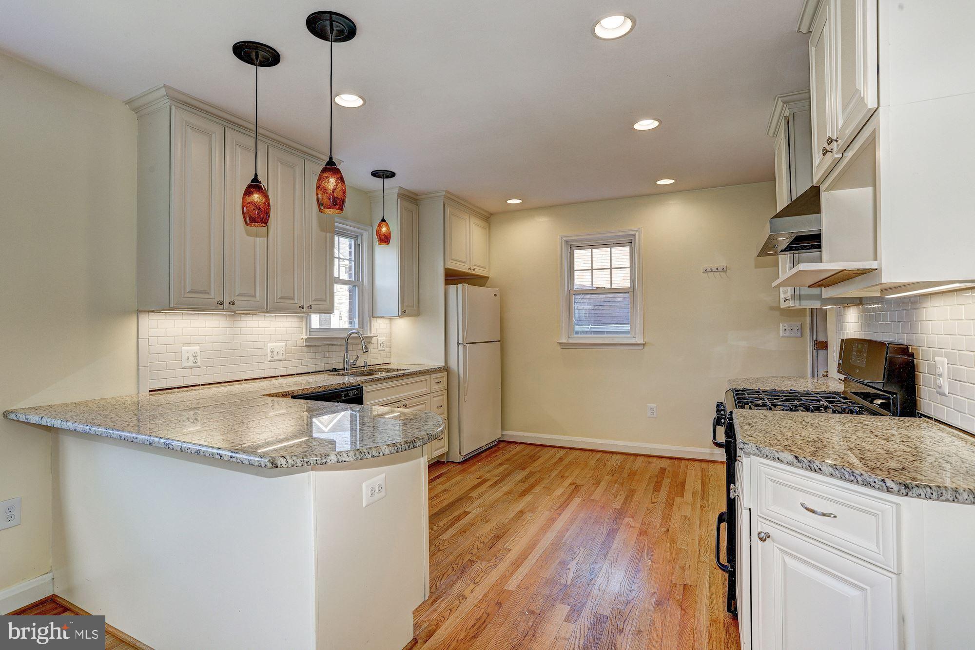 5522 Montgomery Road Ellicott City, MD 21043 - Photo 12 of 42 Kitchen