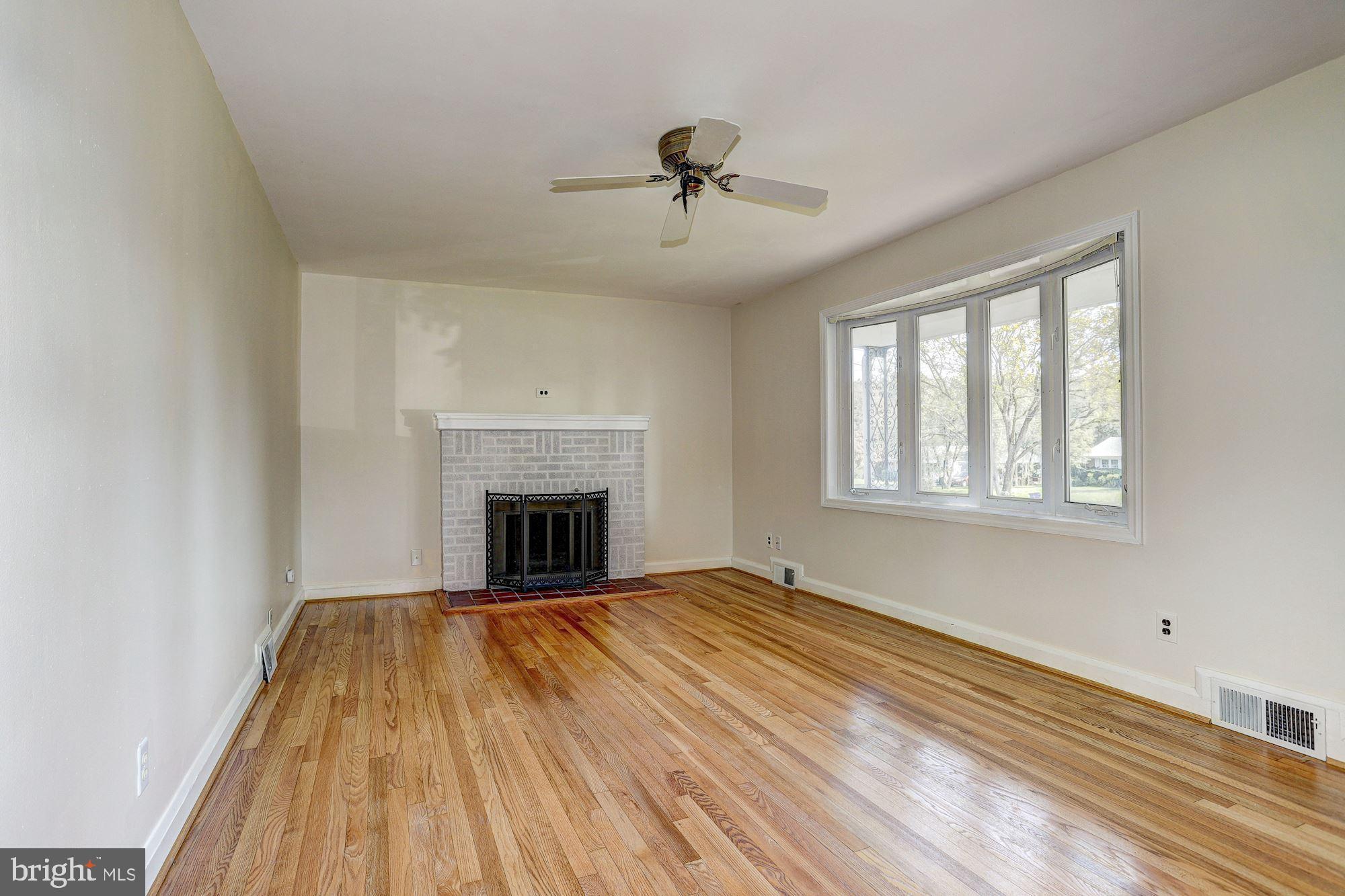 5522 Montgomery Road Ellicott City, MD 21043 - Photo 6 of 42 Living Room with Bay Window