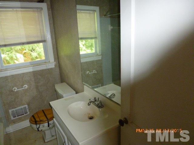 1103 Southerlund Road Garner, NC 27529 - Photo 12 of 25