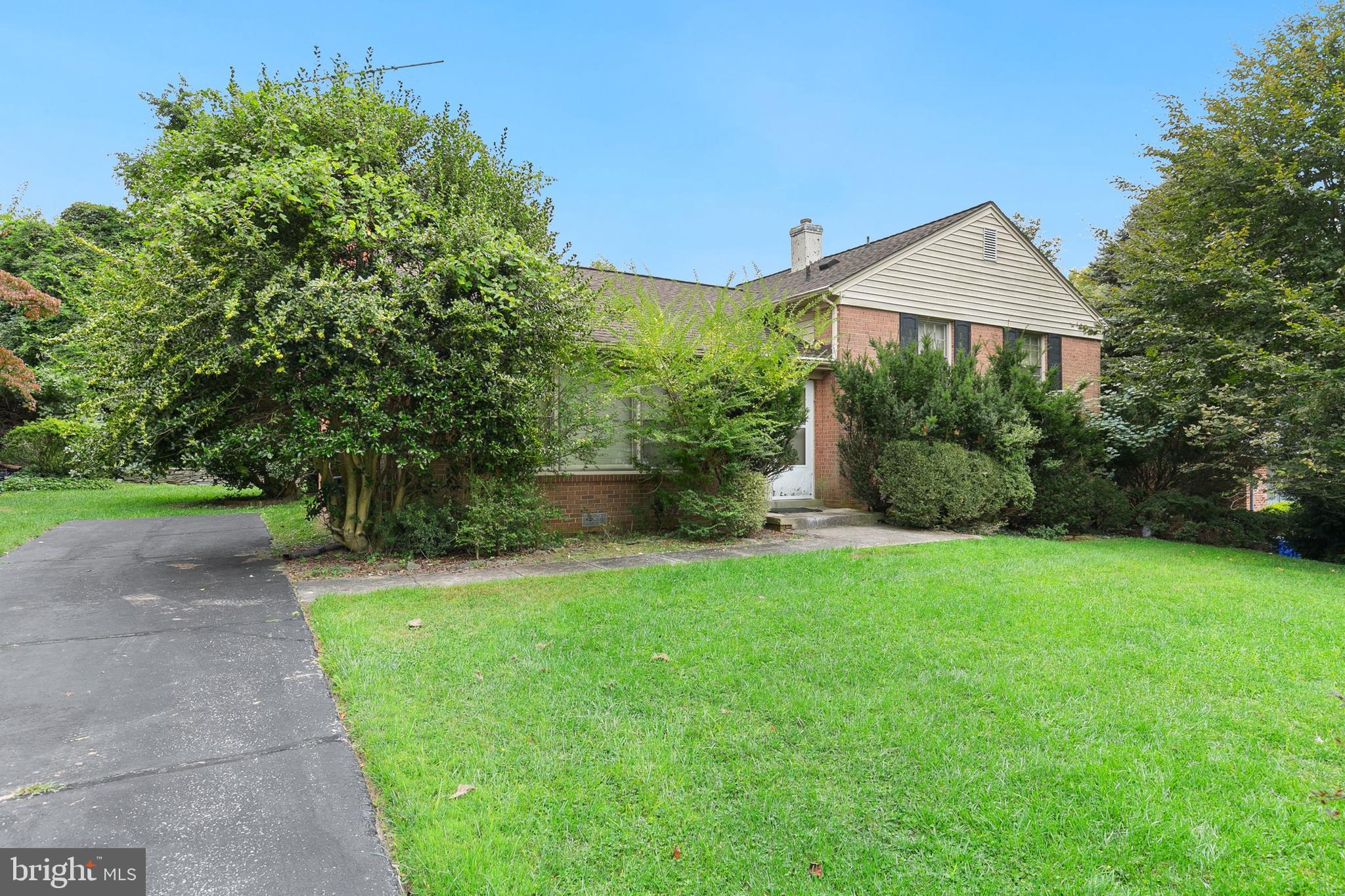 3116 Helsel Drive Silver Spring, MD 20906 - Photo 3 of 35