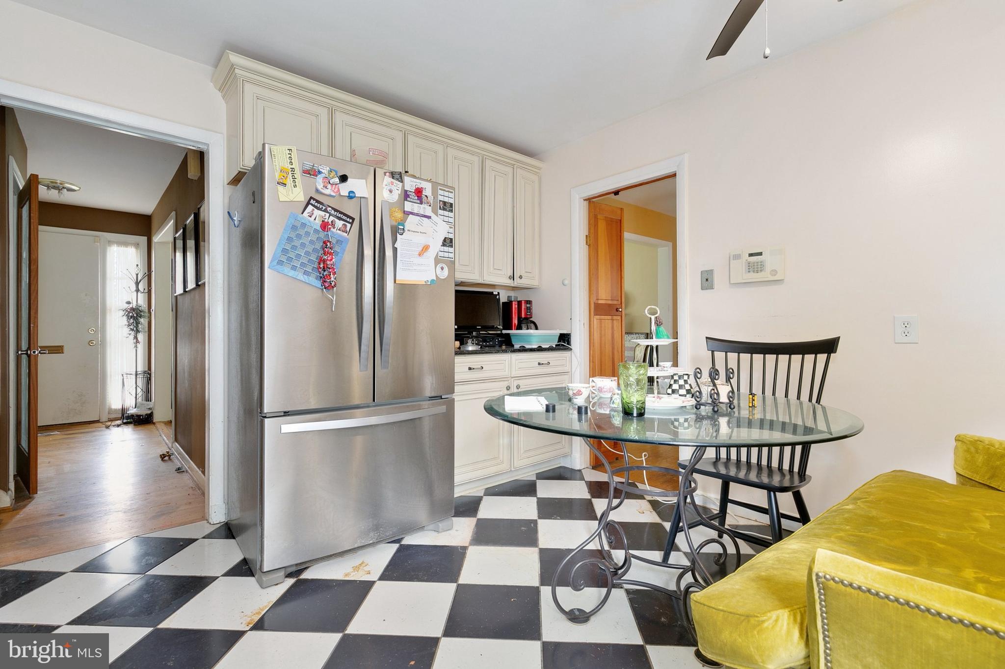 3116 Helsel Drive Silver Spring, MD 20906 - Photo 8 of 35