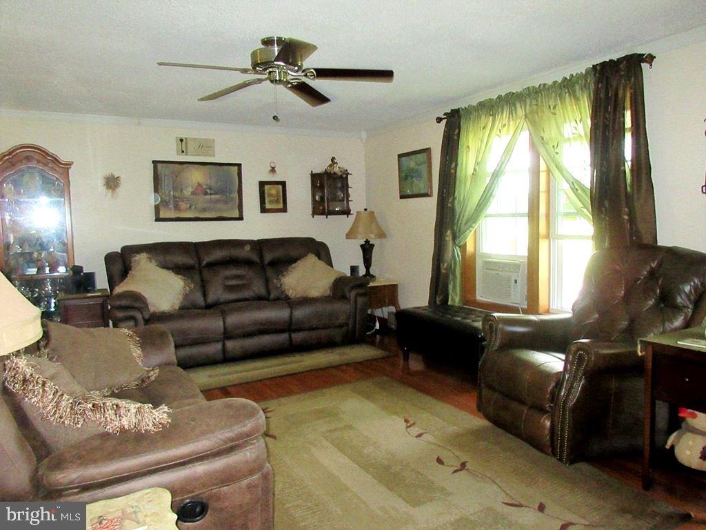 894 Beecherstown Road Biglerville, PA 17307 - Photo 7 of 30