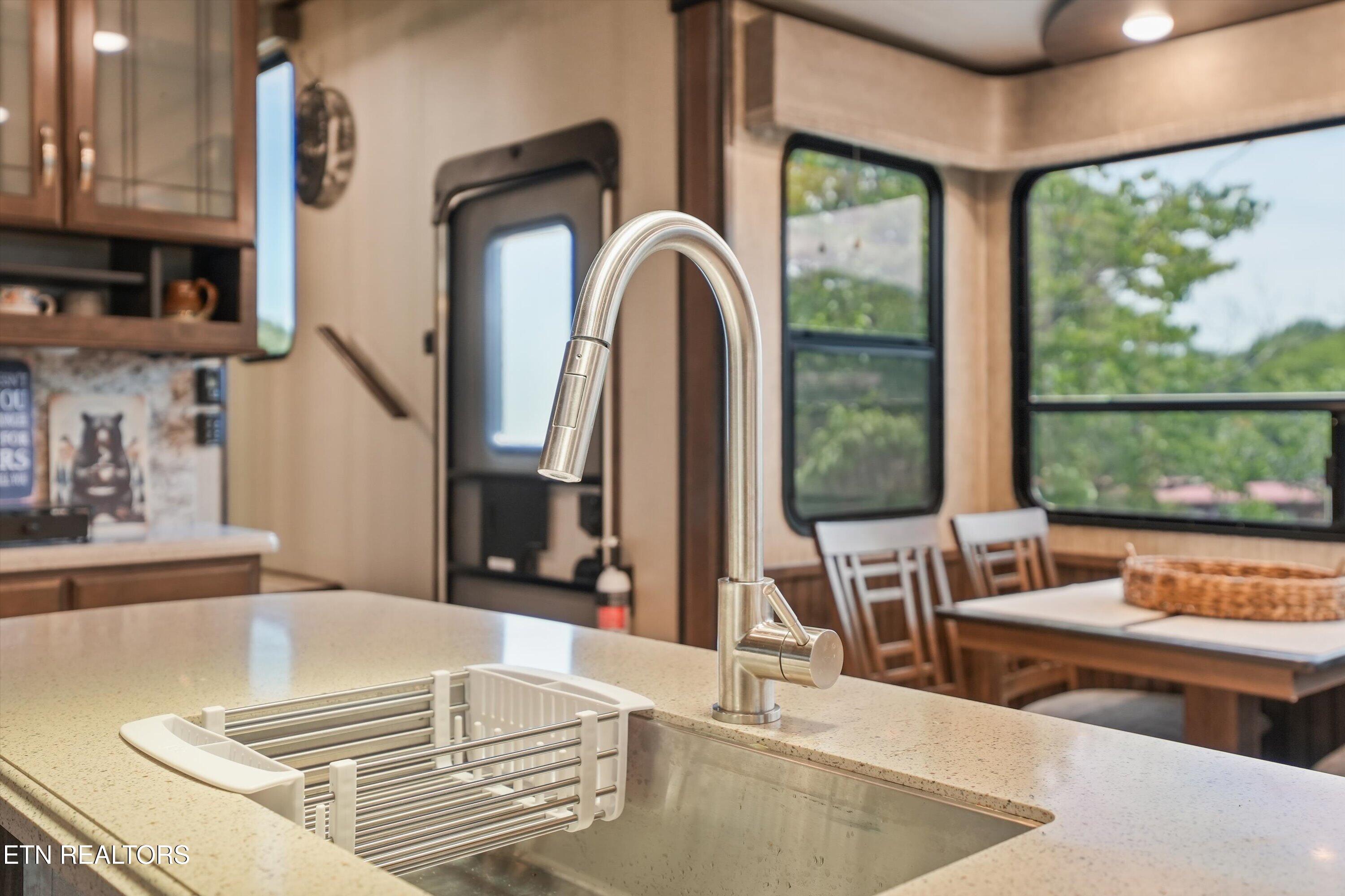 1020 Kildee Street Townsend, TN 37882 - Photo 14 of 29 Kitchen