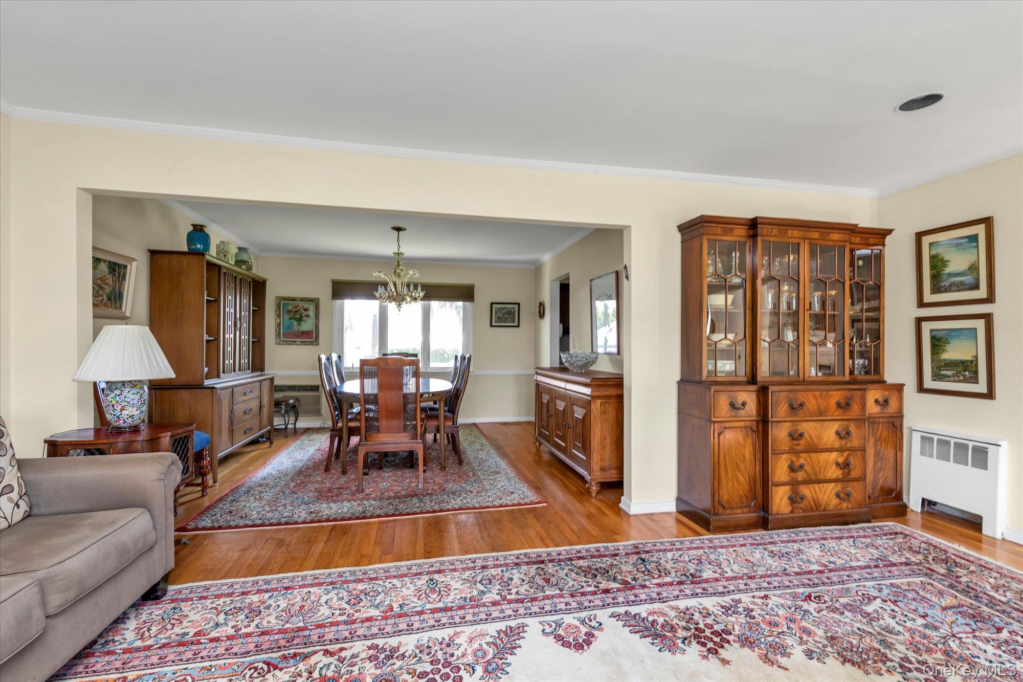 2006 Norshon Road Merrick, NY 11566 - Photo 5 of 26