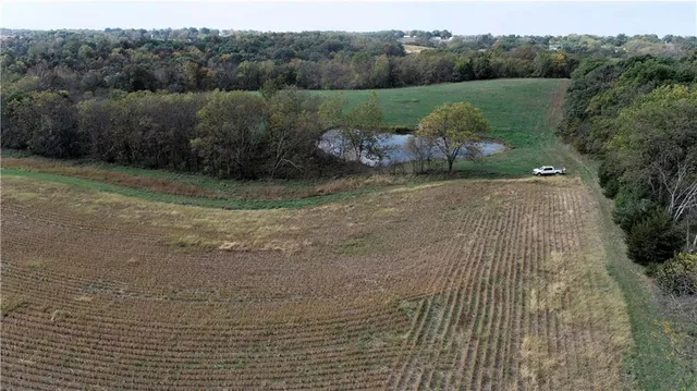 $10,000 | 2 Private Drive 3394 Drive, Savannah, MO 64485