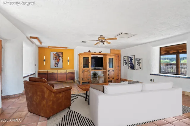 a view of a storage & utility room with dryer and washer