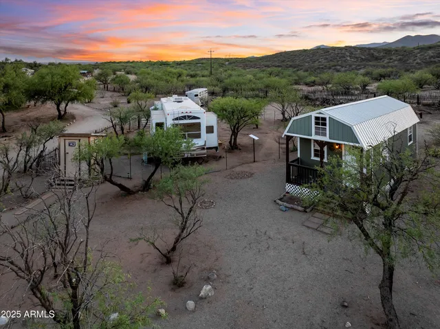 $1,200,000 | 440 West Cimmaron Lane, Benson, AZ 85602
