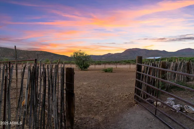 $1,200,000 | 440 West Cimmaron Lane, Benson, AZ 85602