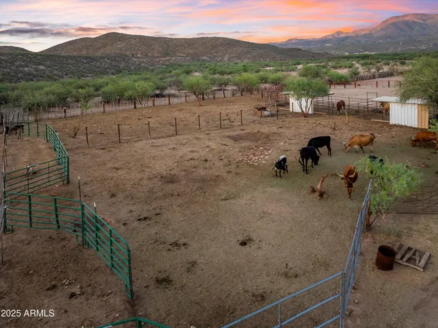 $1,200,000 | 440 West Cimmaron Lane, Benson, AZ 85602