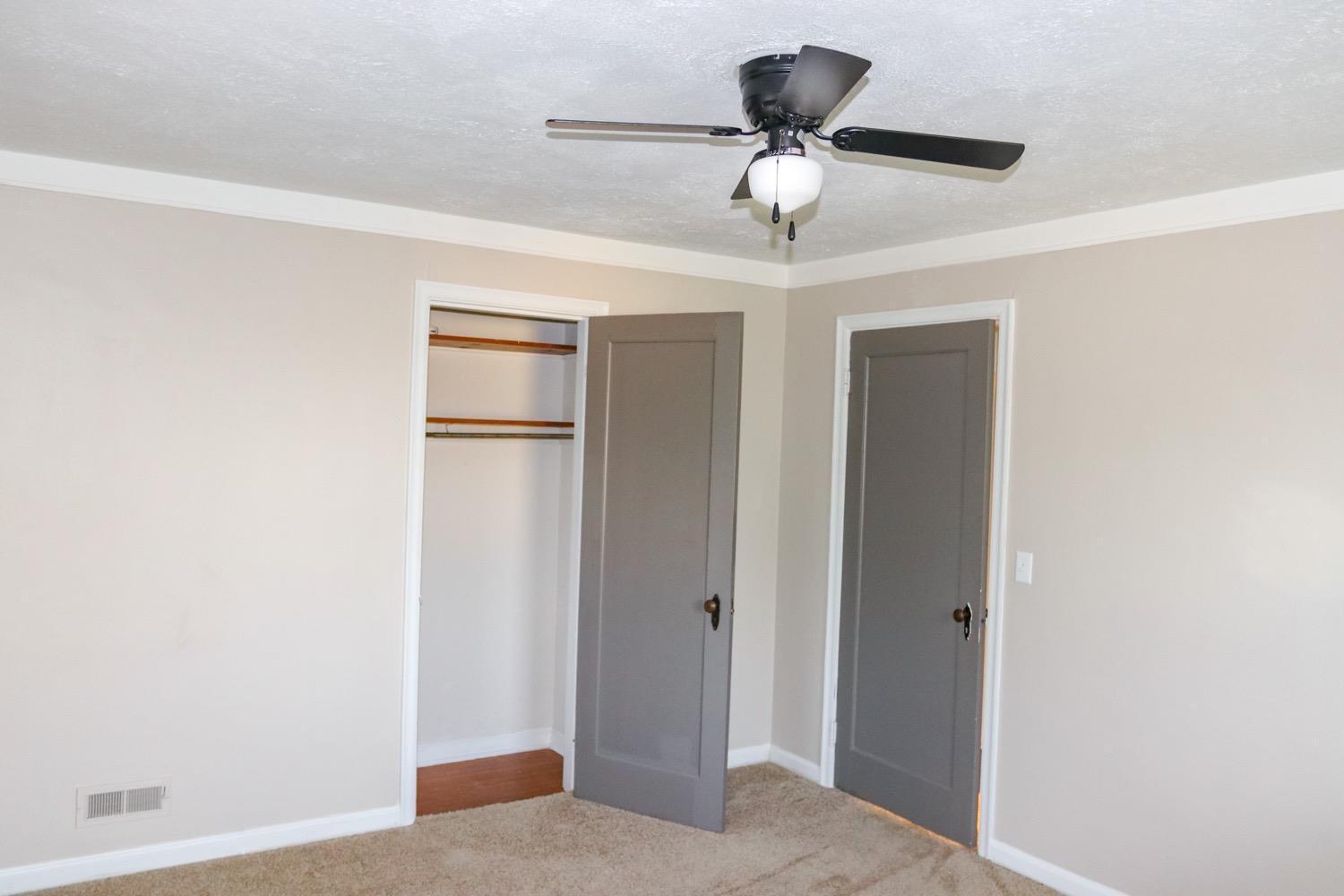 511 West North Bend Road Cincinnati, OH 45224 - Photo 18 of 28