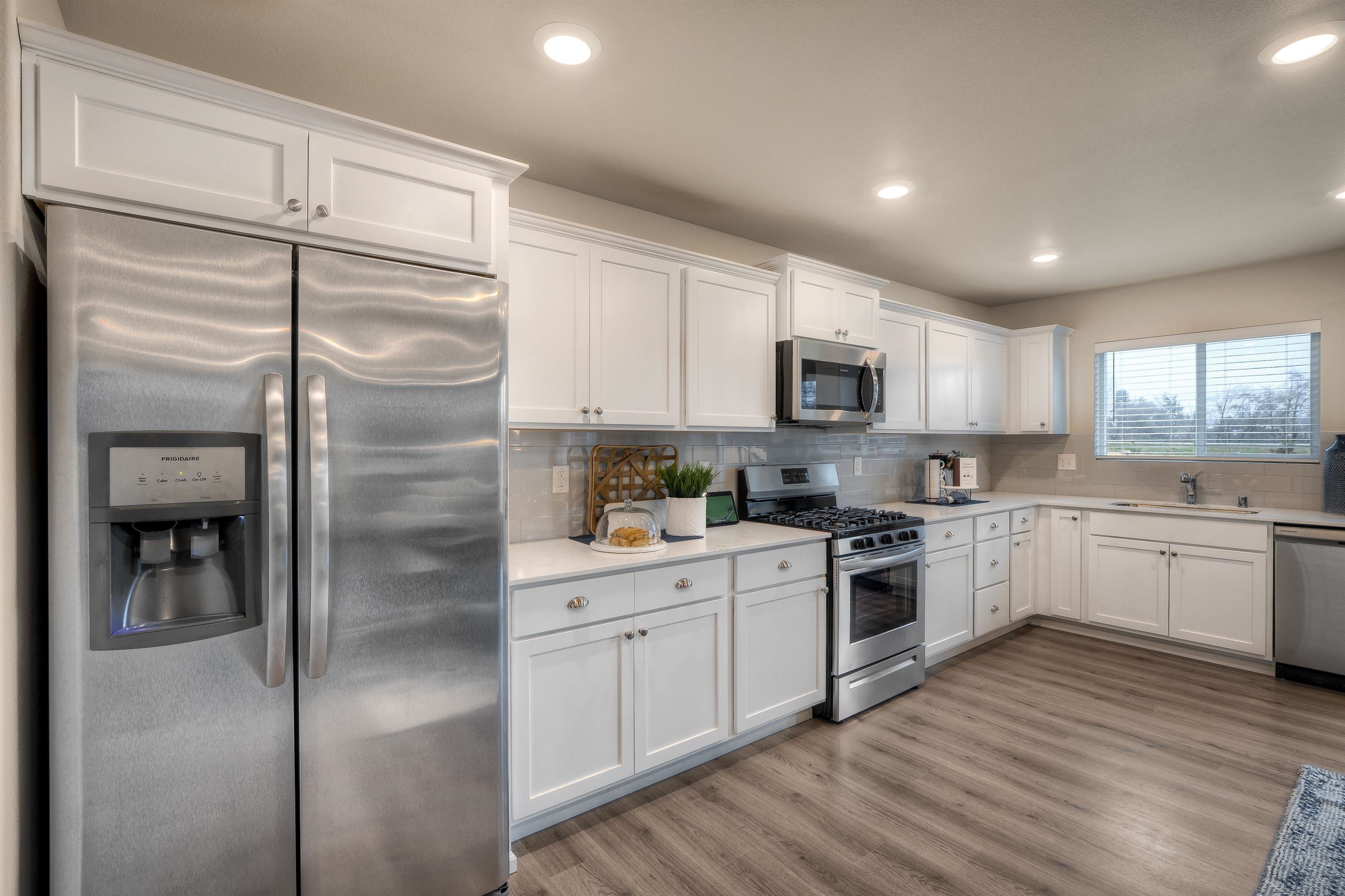 4457 West Brookfield Avenue Spokane, WA 99208 - Photo 2 of 13