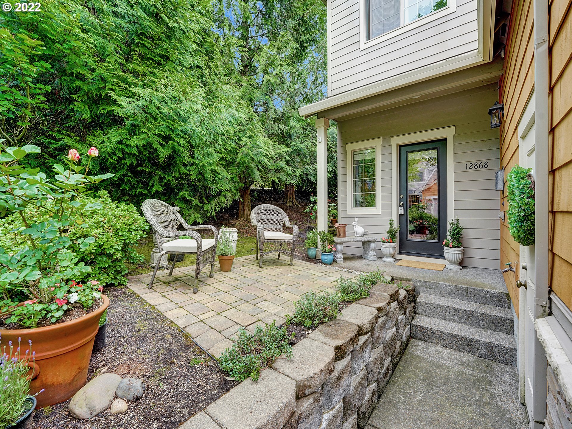 12868 Boones Ferry Road Lake Oswego, OR 97035 - Photo 4 of 32 Entrance/Foyer