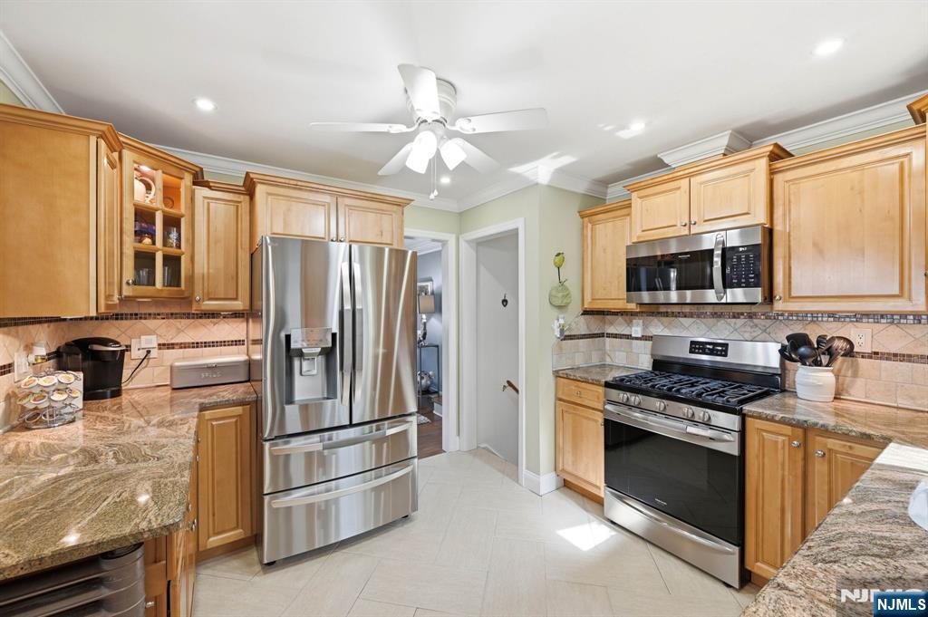 404 Prospect Avenue Oradell, NJ 07649 - Photo 22 of 48