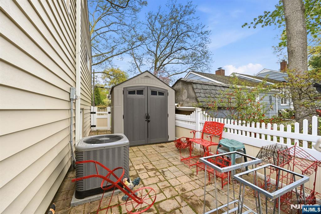 404 Prospect Avenue Oradell, NJ 07649 - Photo 46 of 48