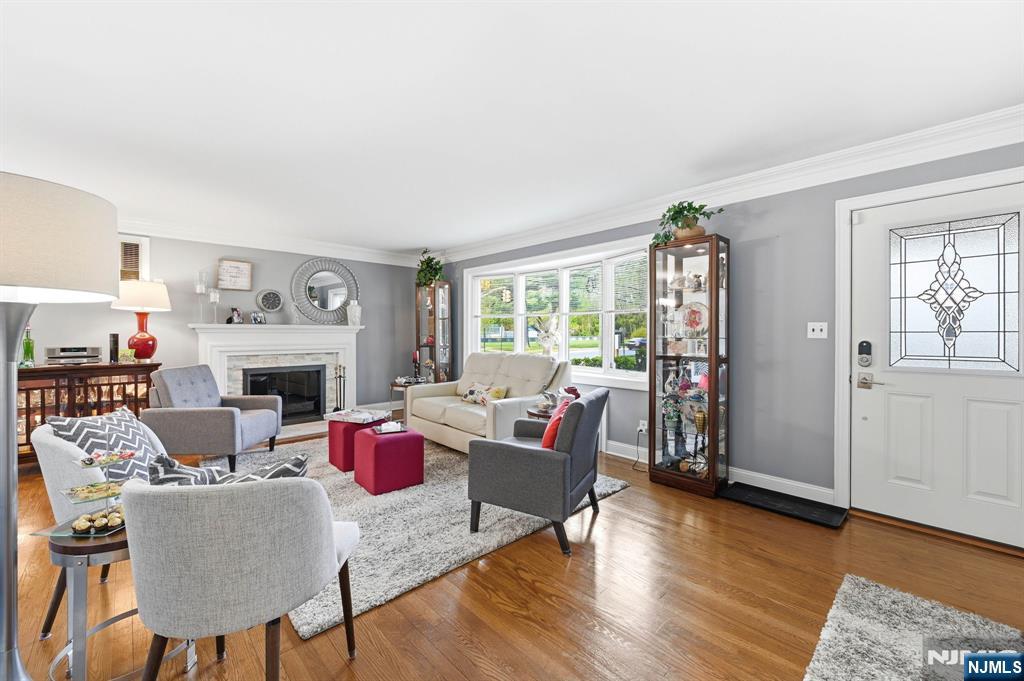 404 Prospect Avenue Oradell, NJ 07649 - Photo 9 of 48