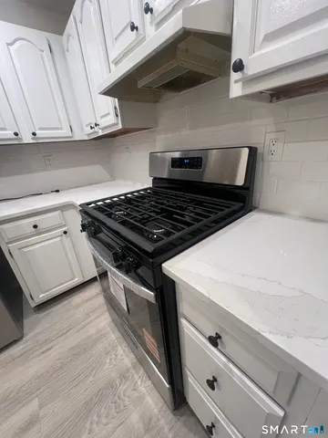 $230,000 | 3370 Madison Avenue, Unit 10B, Bridgeport, CT 06606