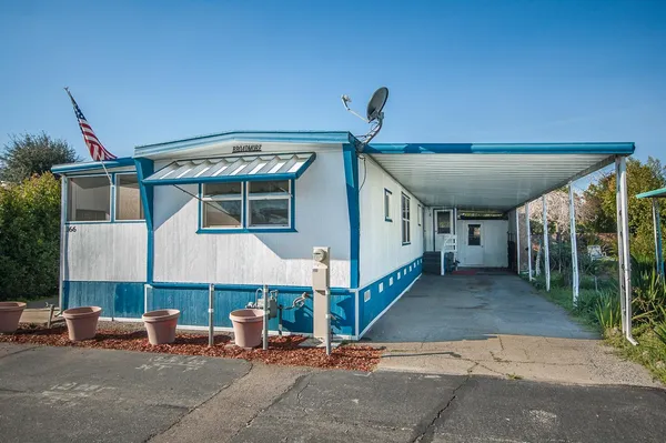 $53,900 | 1724 Minnewawa Avenue, Unit 166, Clovis, CA 93612