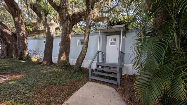 $1,150 | 11730 East U Highway, Seffner, FL 33584