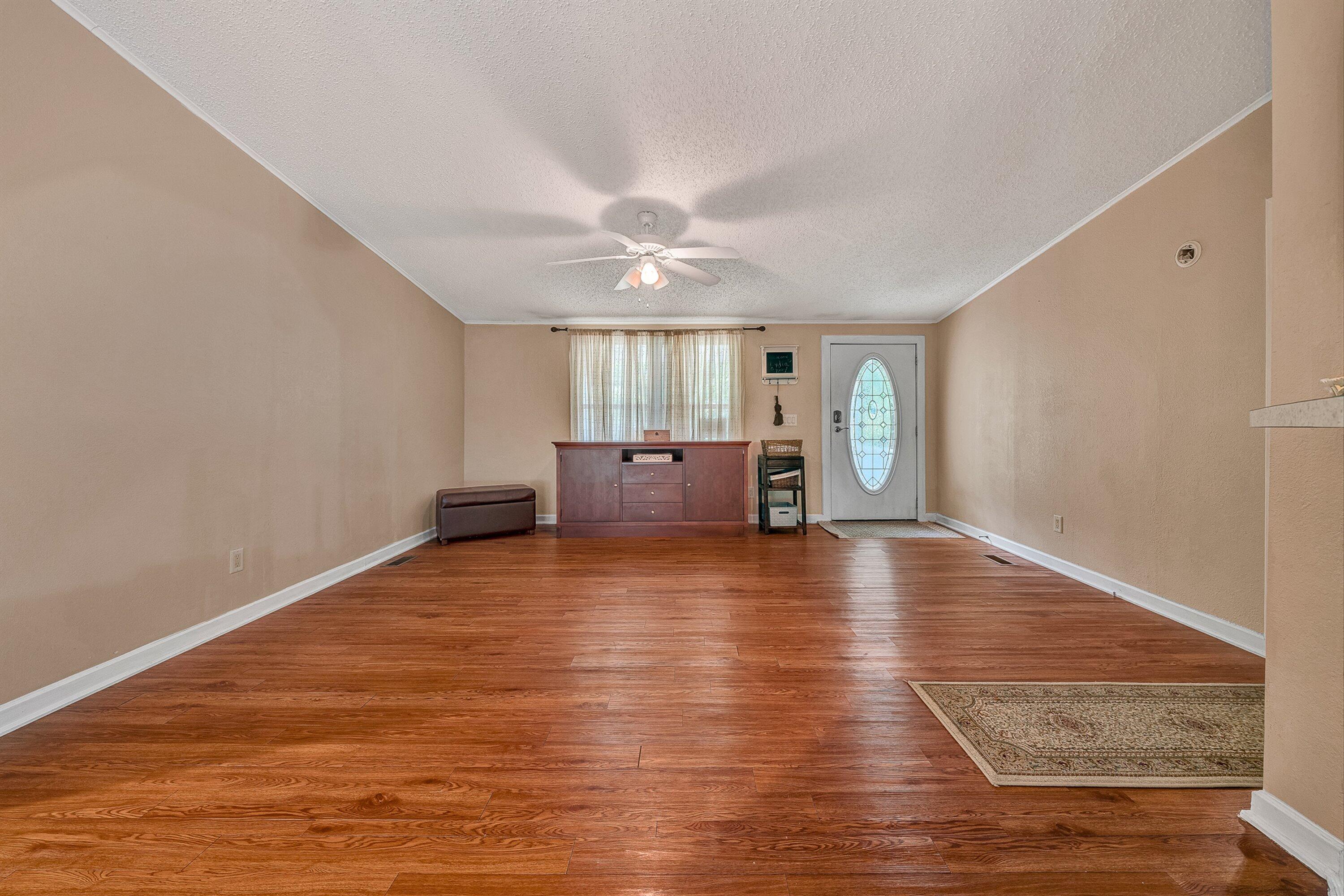 2316 Ridge Road Roanoke, VA 24014 - Photo 6 of 30 06-VM-08999