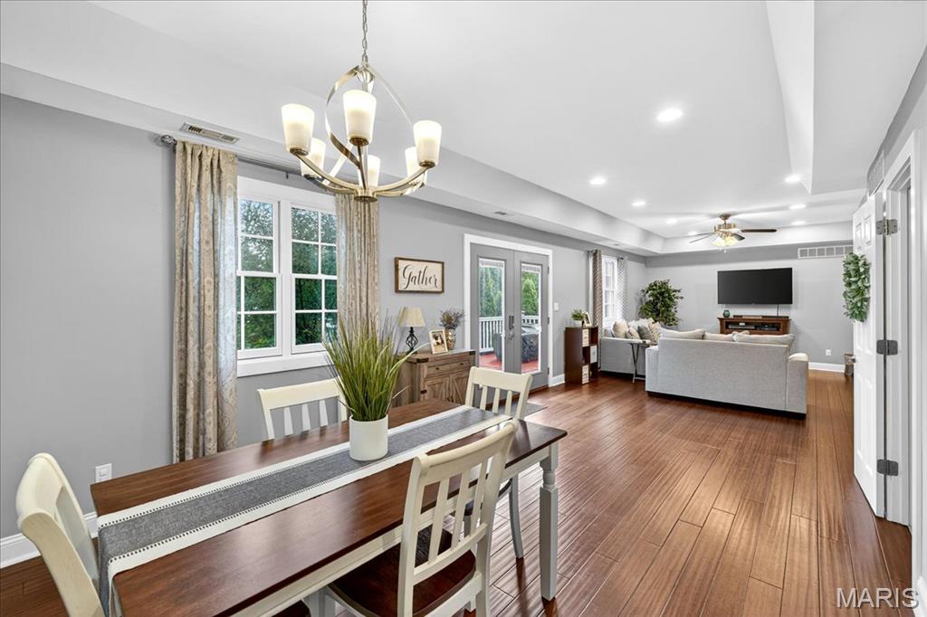 1412 Atlantic Crossing Drive Fenton, MO 63026 - Photo 17 of 56