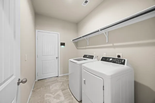 $360,000 | 519 Yellow Bullhead Court, Rosenberg, TX 77469
