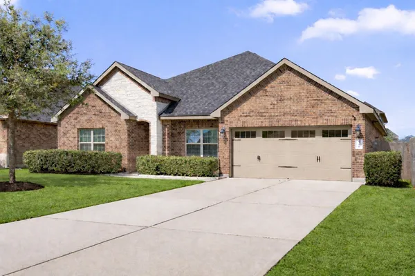 $360,000 | 519 Yellow Bullhead Court, Rosenberg, TX 77469
