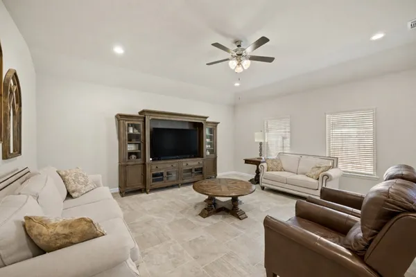 $360,000 | 519 Yellow Bullhead Court, Rosenberg, TX 77469