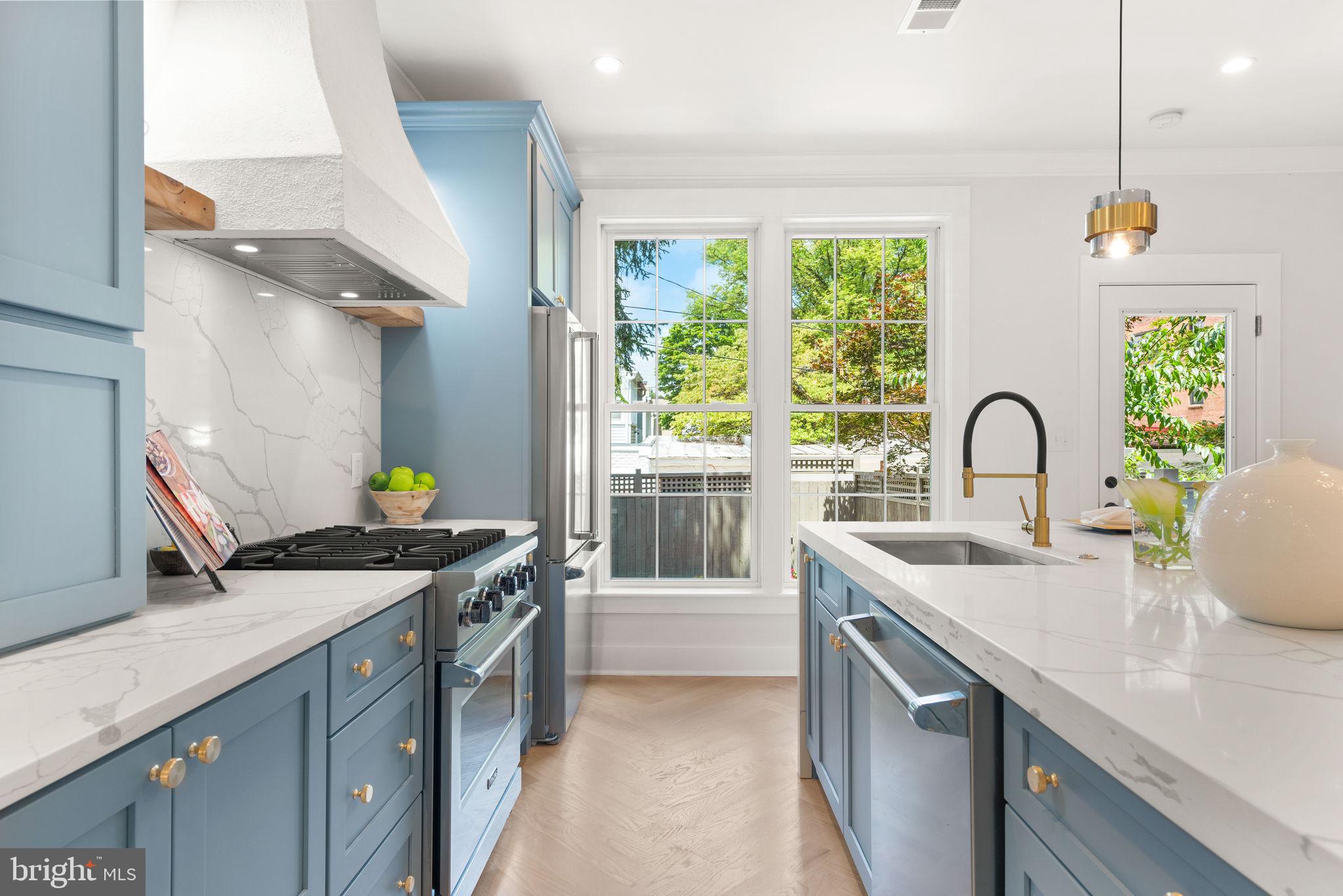 3717 Fulton Street Northwest Washington, DC 20007 - Photo 16 of 46