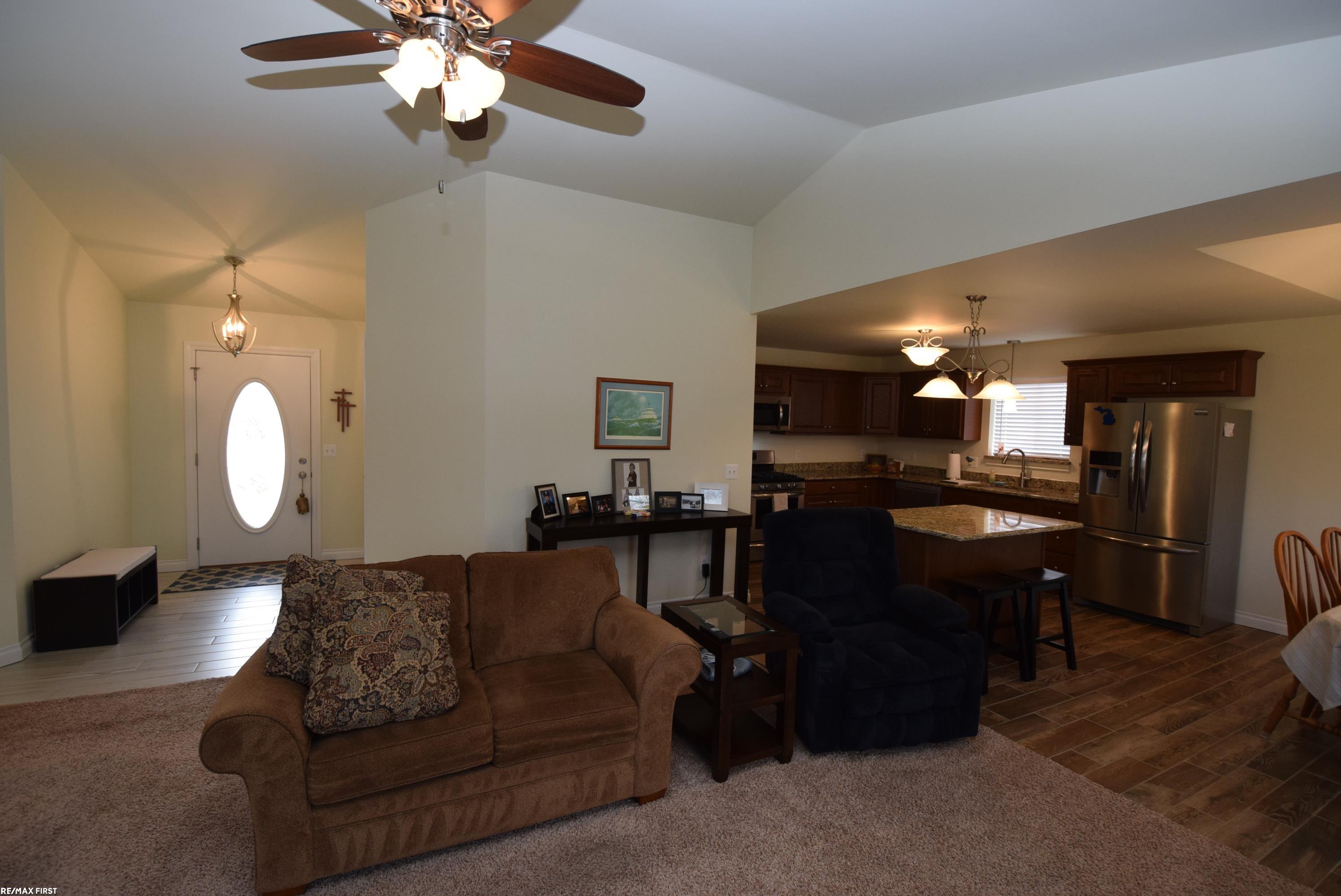 9541 Amy Road Algonac, MI 48001 - Photo 16 of 37