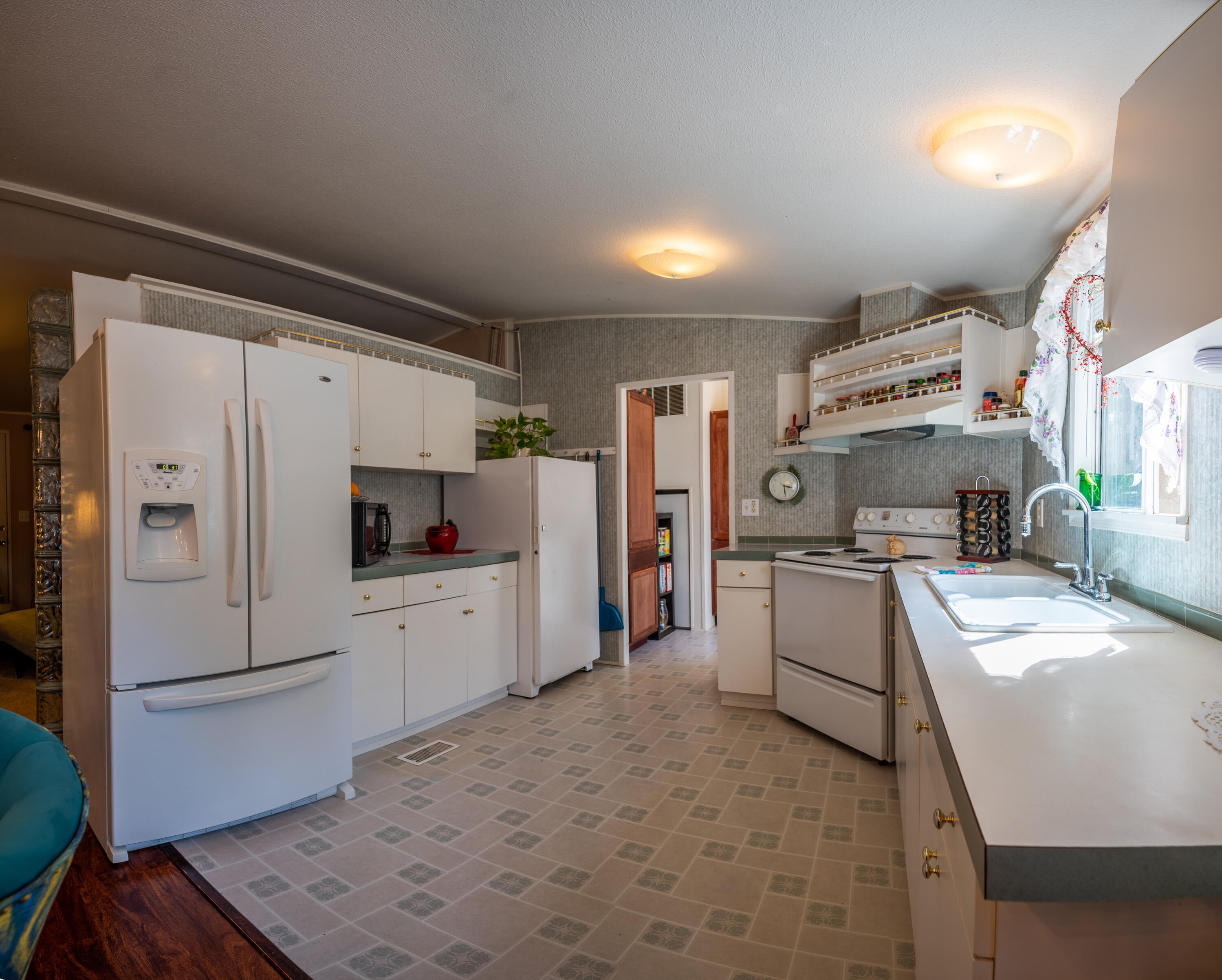 439 Addison Lane Cave Junction, OR 97523 - Photo 9 of 19 _DSC8833-HDR-Pano-Edit (1)