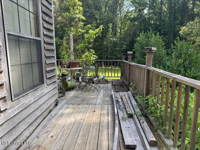 148 Butler Drive Braxton, MS 39044 - Photo 15 of 21 butler side deck