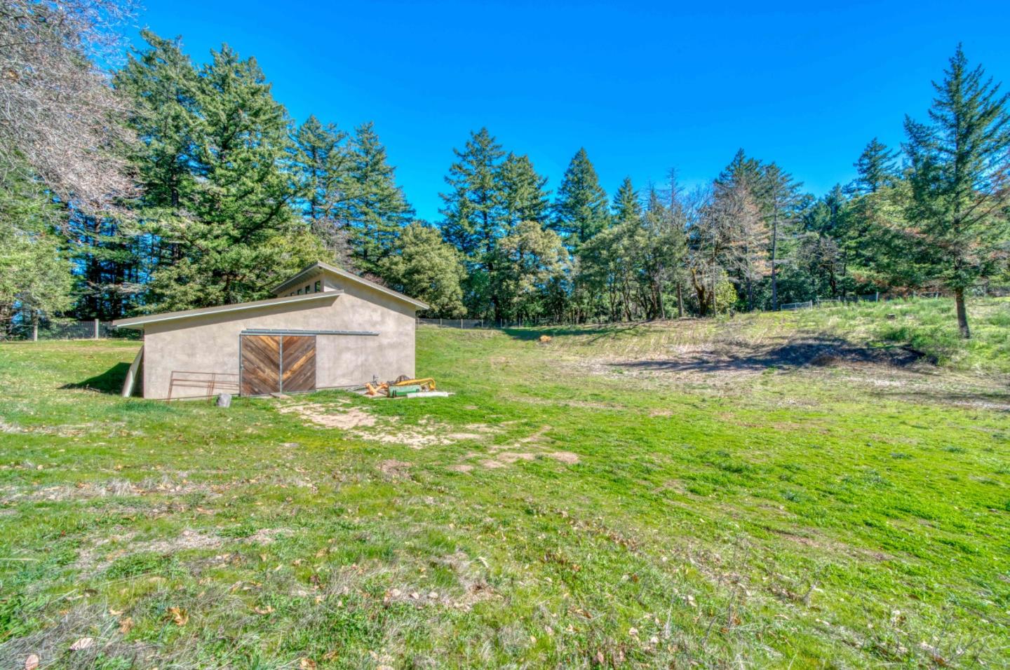 13755 Skyline Boulevard Los Gatos, CA 95033 - Photo 43 of 46