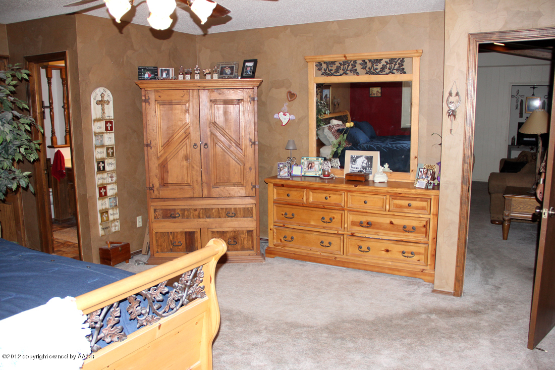 11200 Indian Hill Road Amarillo, TX 79124 - Photo 31 of 36 Master Bedroom3