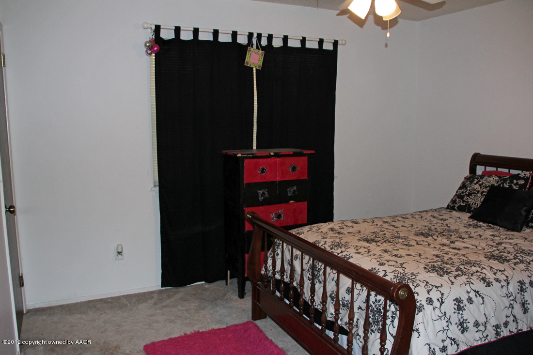 11200 Indian Hill Road Amarillo, TX 79124 - Photo 6 of 36 2nd Bedroom