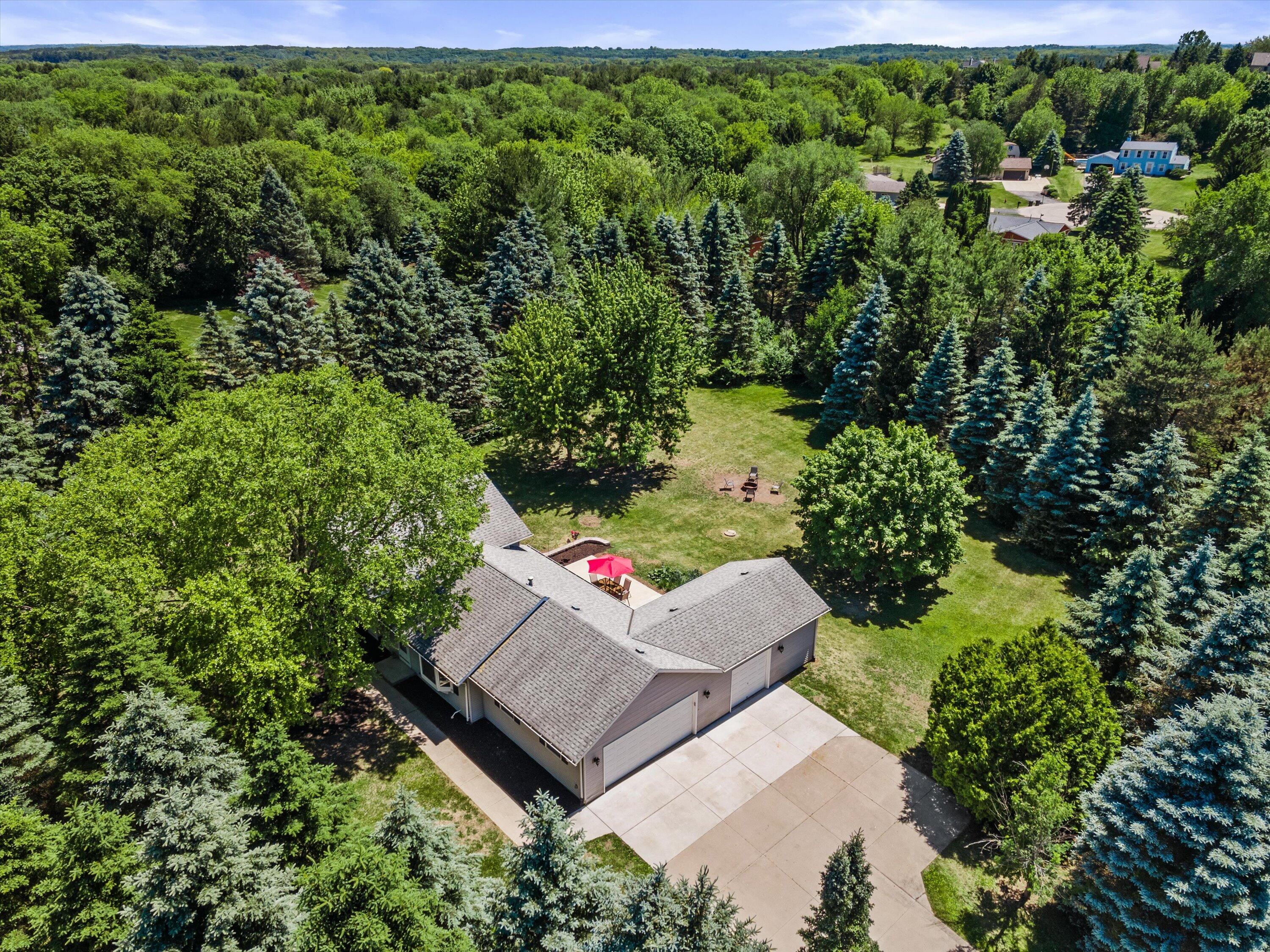620 Prairie View Drive North Prairie, WI 53153 - Photo 51 of 52 Come And See This Property, Fall In Love & Make An Offer!!