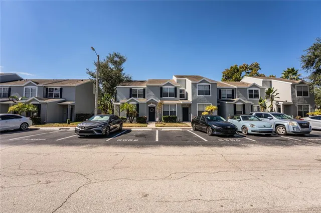 $217,500 | 6562 Osprey Lake Circle, Riverview, FL 33578