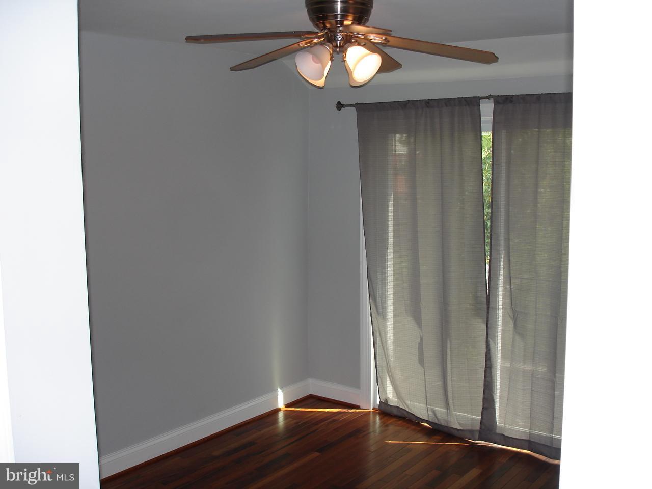 1013 Witherspoon Road Baltimore, MD 21212 - Photo 14 of 29 2nd Bedroom - Hardwood Floors