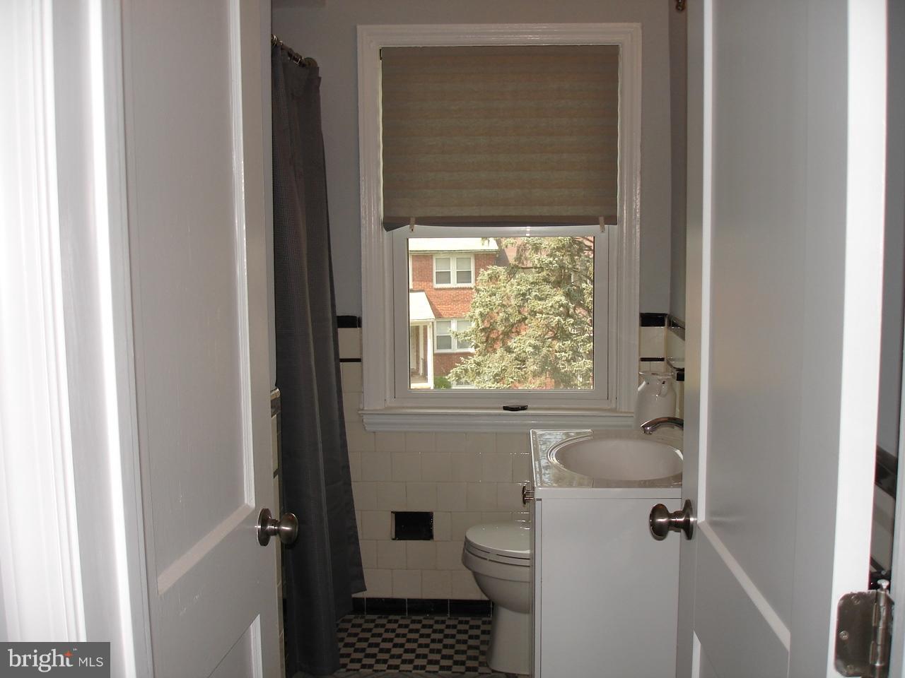 1013 Witherspoon Road Baltimore, MD 21212 - Photo 19 of 29 One of 2 Full Baths