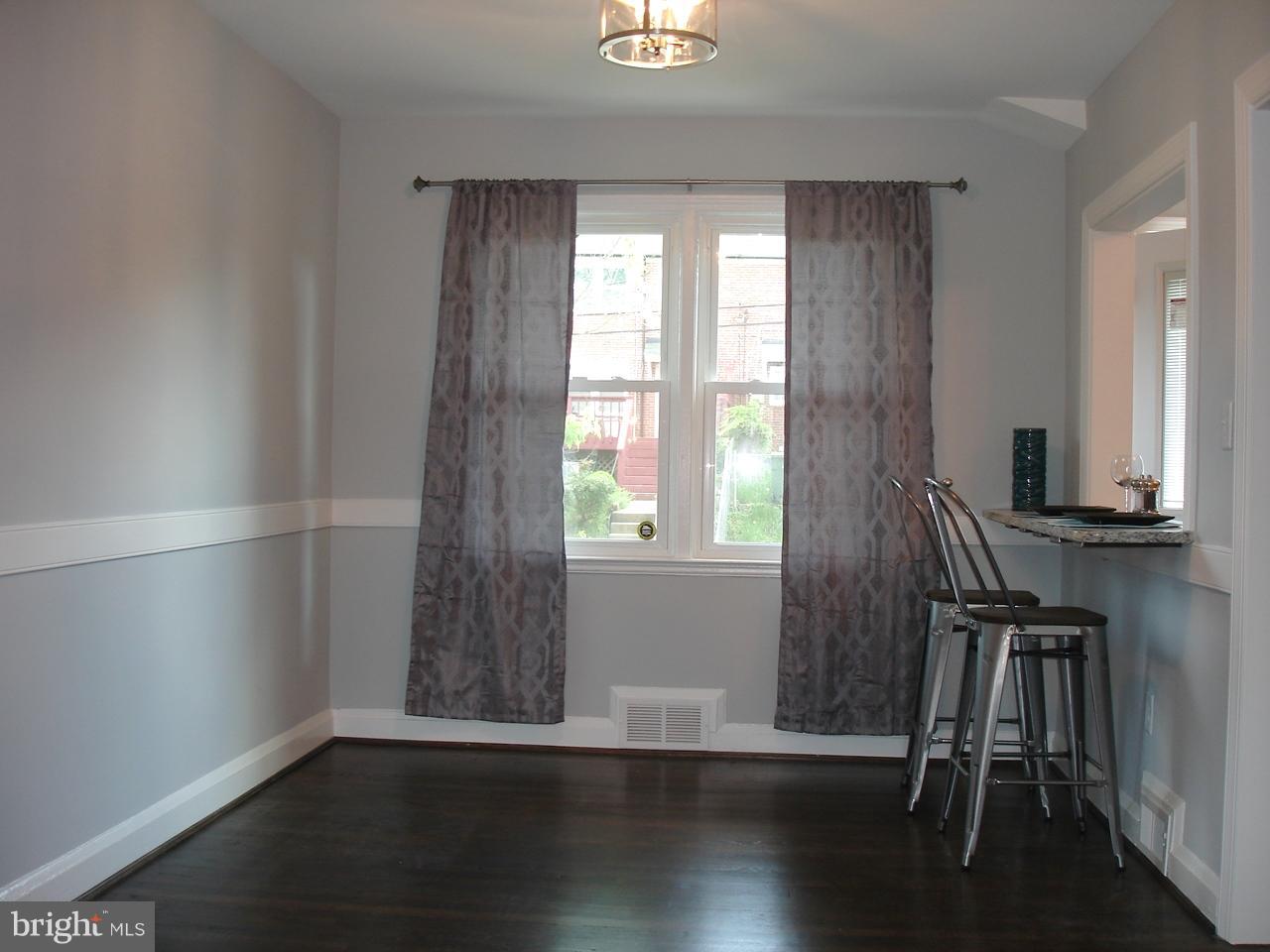 1013 Witherspoon Road Baltimore, MD 21212 - Photo 6 of 29 Separate Dining Room - Gorgeous Hardwood Floors