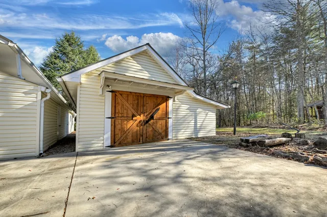 $1,000,000 | 159 Victoria Drive, Blairsville, GA 30512