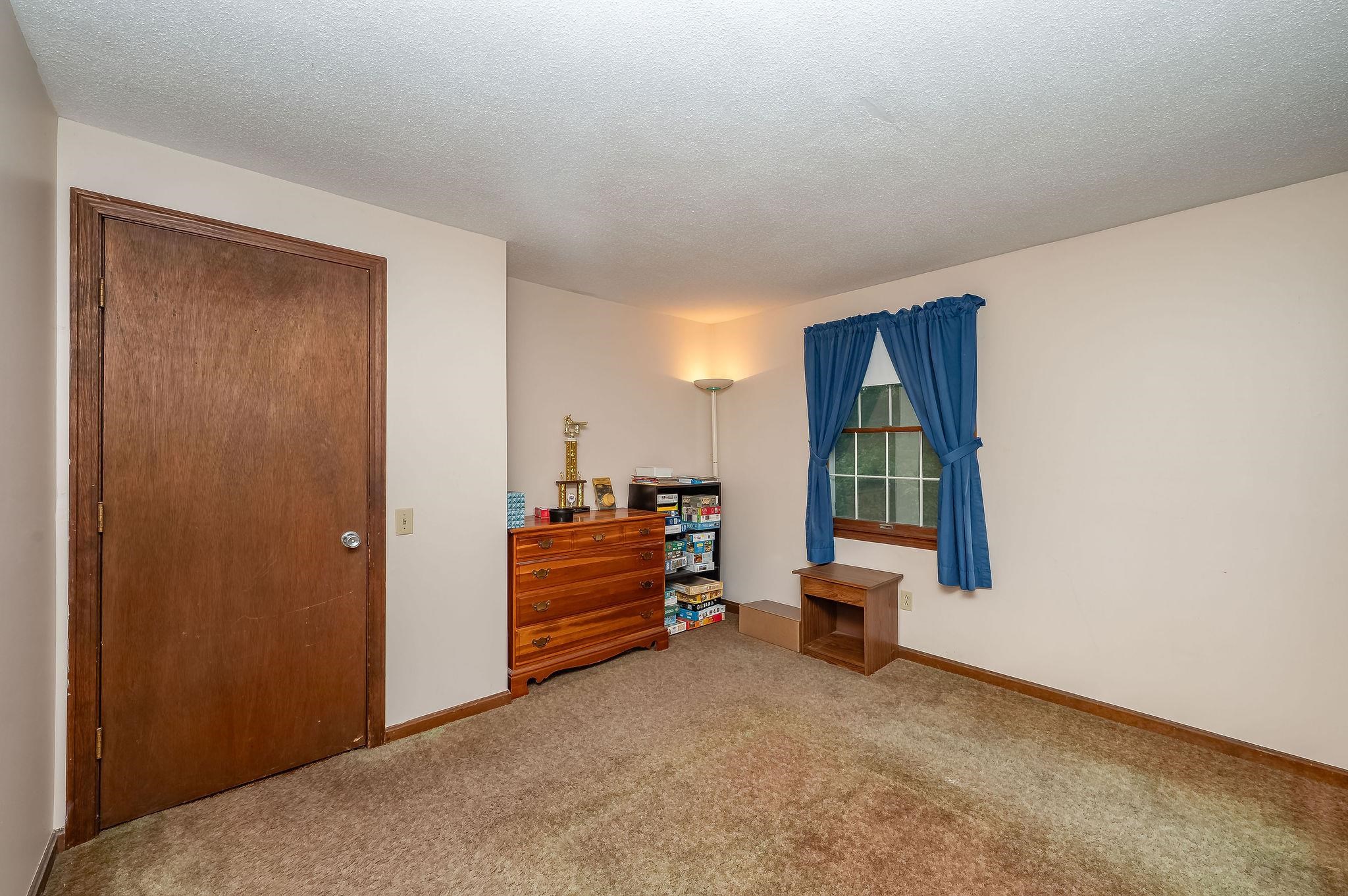 89 Oak Street Rochester, NH 03839 - Photo 22 of 34
